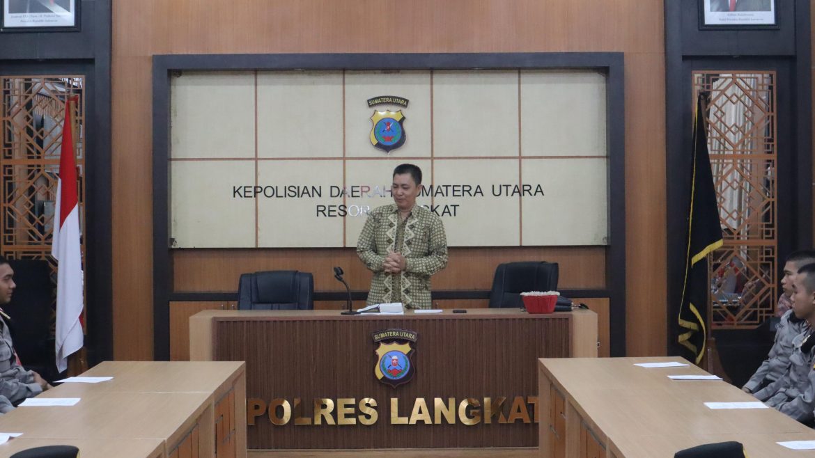 Polres Langkat Laksanakan Binrohtal Rutin, Wujudkan Personel Polri yang Berakhlak dan Profesional 