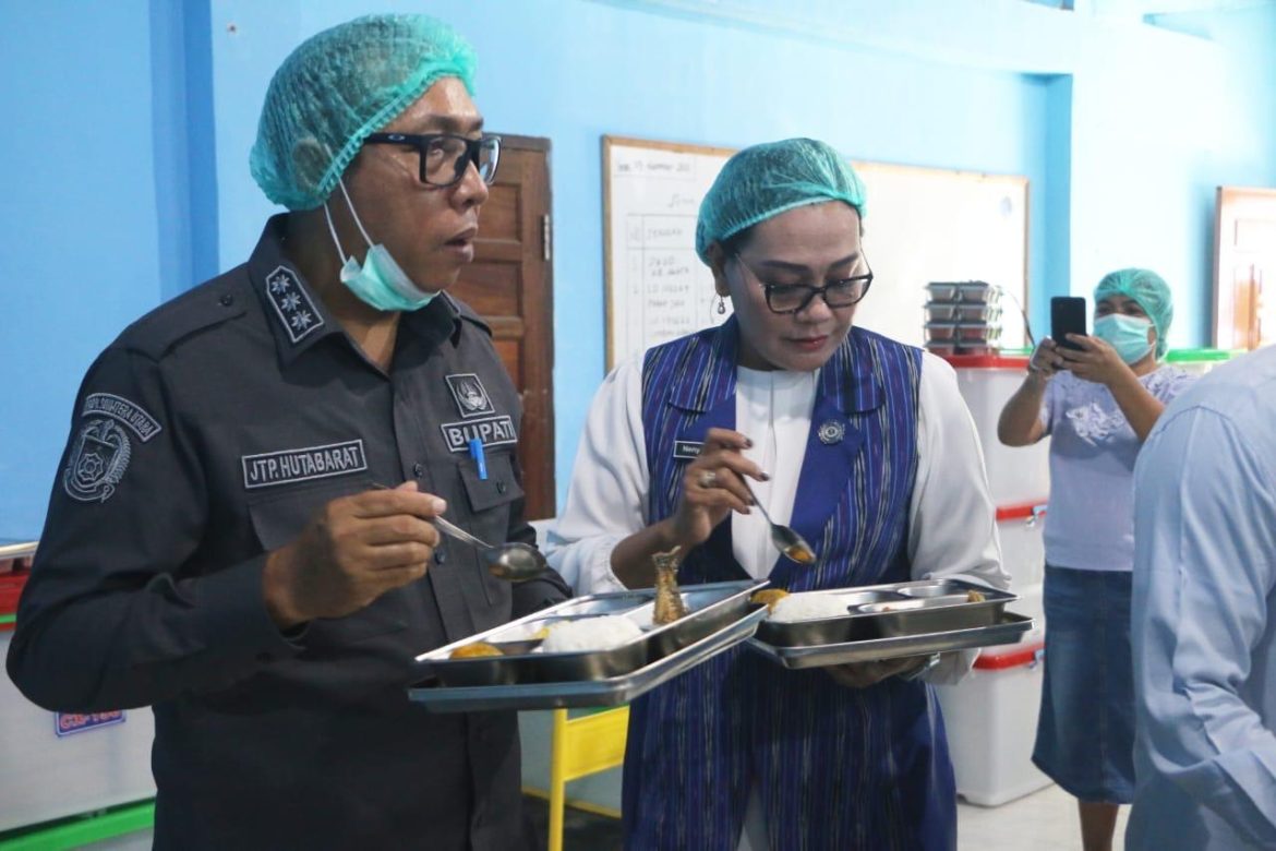 ‎Bupati Taput Resmikan SPPG ‘Marsiurupan’, Fokus Kualitas Gizi dan Pemberdayaan Ekonomi Lokal Jadi Prioritas Utama