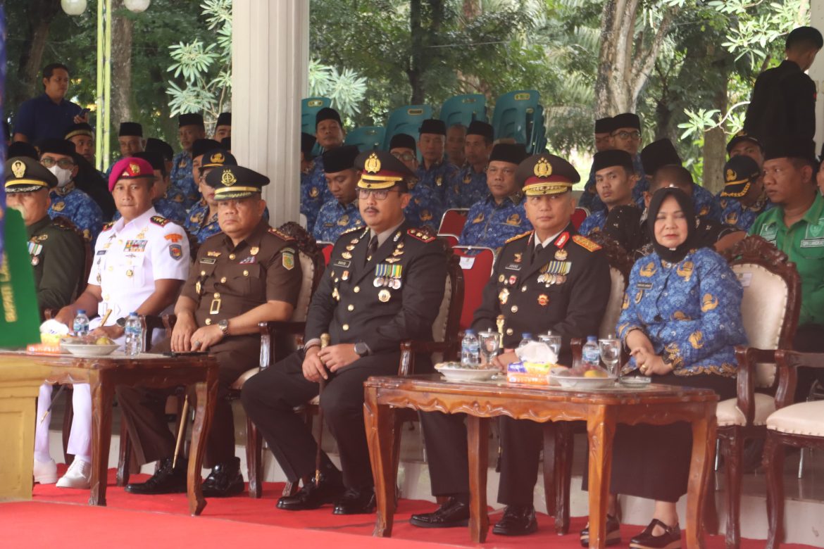 Kapolres Langkat Hadiri Upacara Peringatan Hari Pahlawan Ke-80, Momentum Meneladani Semangat Juang dan Pengabdian para Pahlawan.