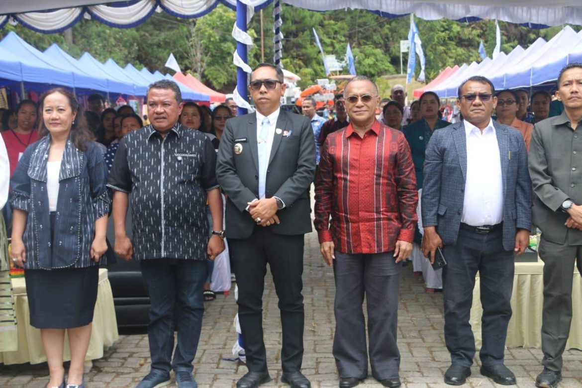 Bupati Tapanuli Utara Harapkan Workshop Branding Subsektor Fesyen di Salib Kasih Dorong Penguatan UMKM Lokal