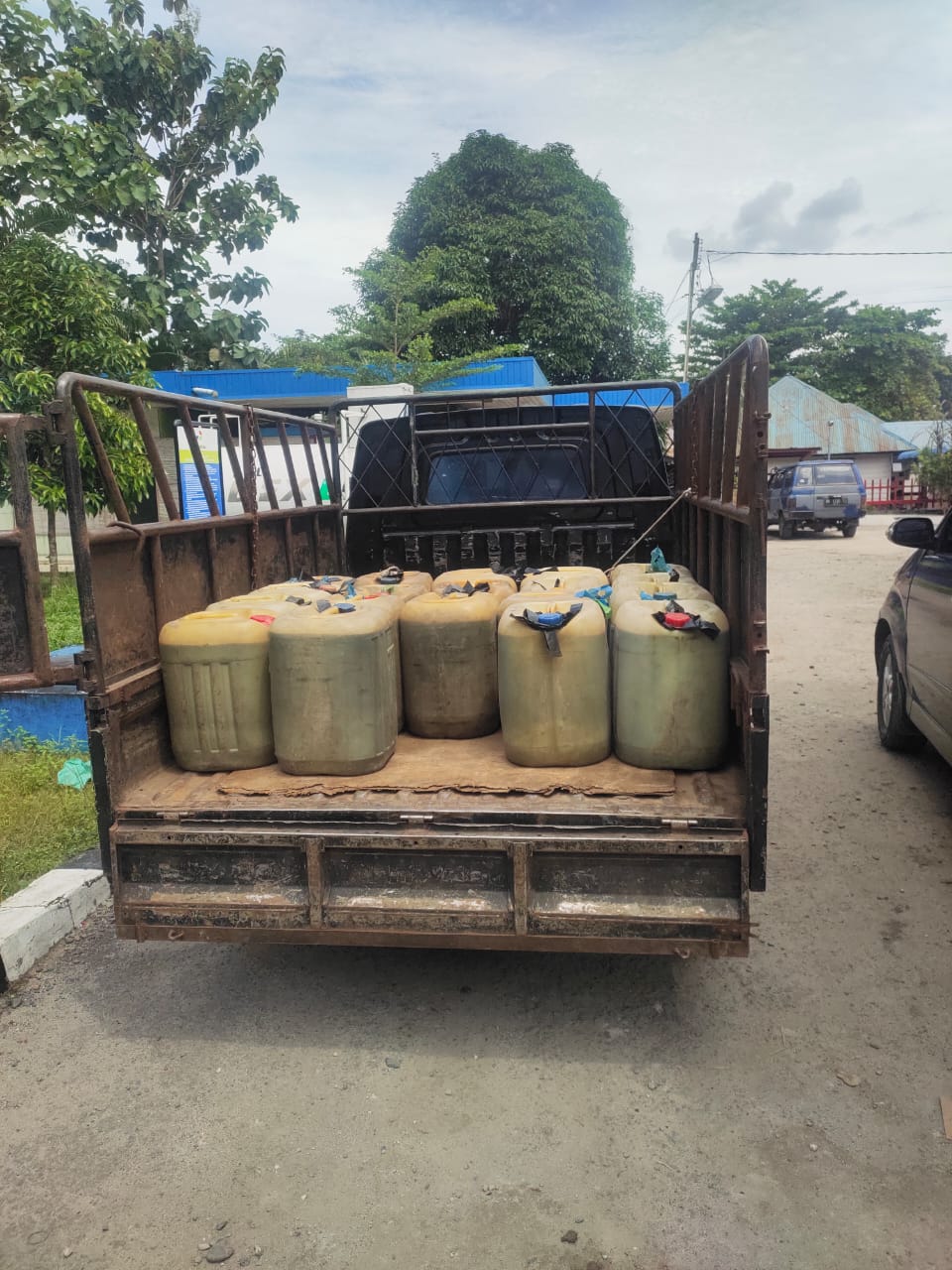 SPBU 14.202.154 Kota Bayu Diduga Salurkan BBM Bersubsidi ke Pengecer, Warga Tebing Tinggi Resah