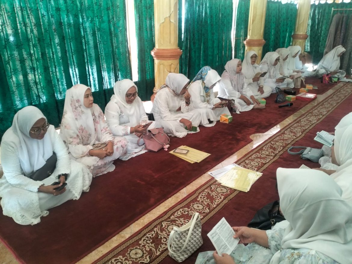 Wujudkan Personil Polri Yang Berakhlak dan Profesional,Polres Langkat Laksanakan Binrohtal Rutin.