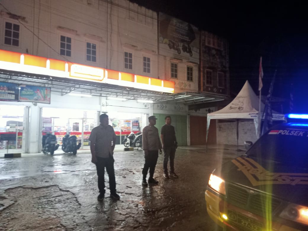 Patroli Blue Light Polres Langkat Tingkatkan Rasa Aman Warga pada Malam Hari.