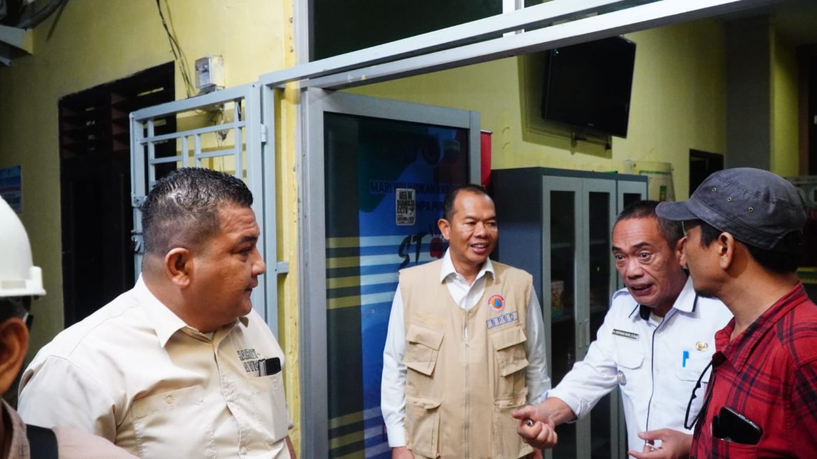 Bupati Langkat Syah Afandin Respon Cepat Tanggapi Banjir di 9 Kecamatan.