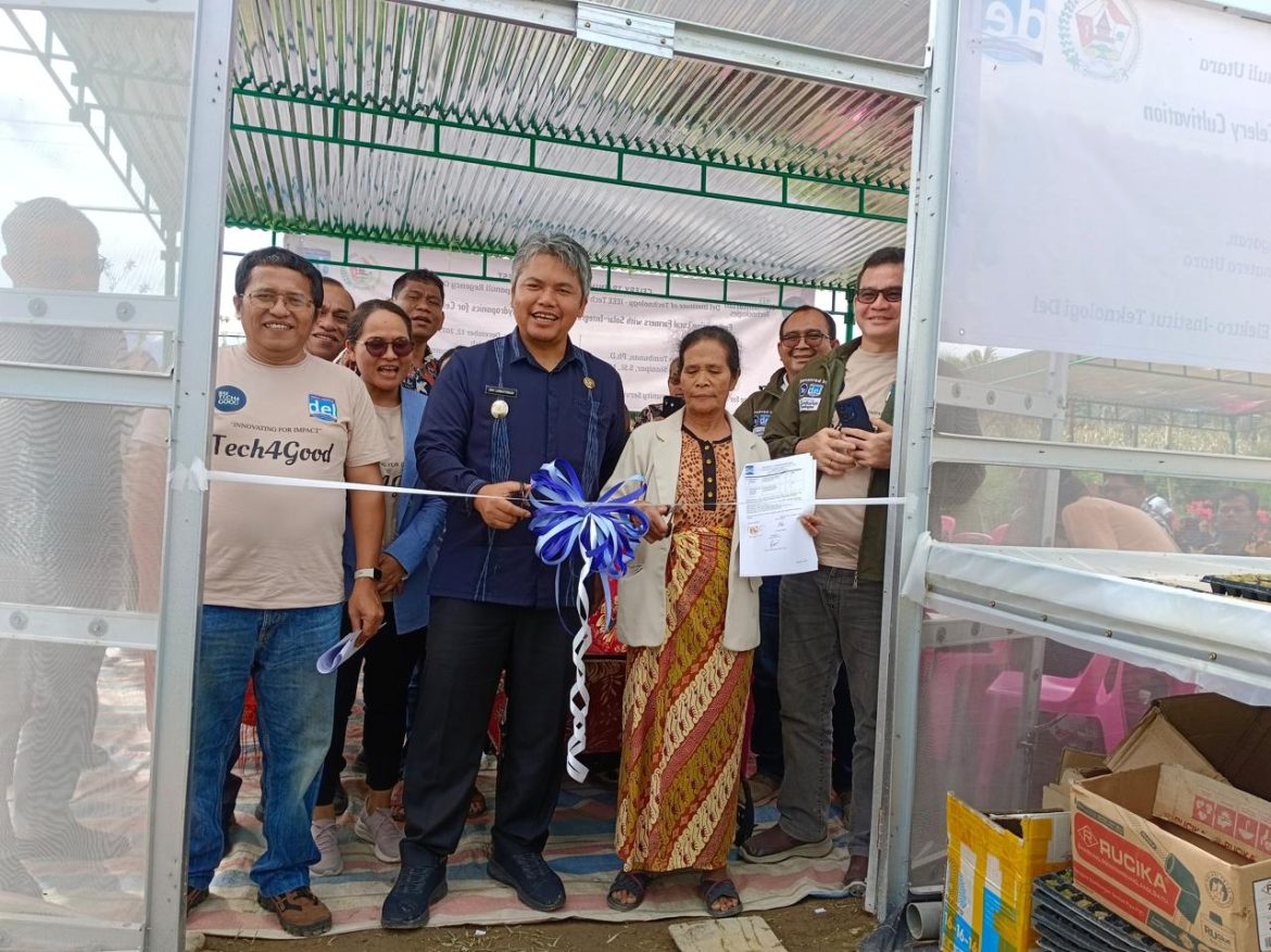 Wakil Bupati Resmikan Green House IoT: Bukti Nyata Lompatan Teknologi Pertanian Taput