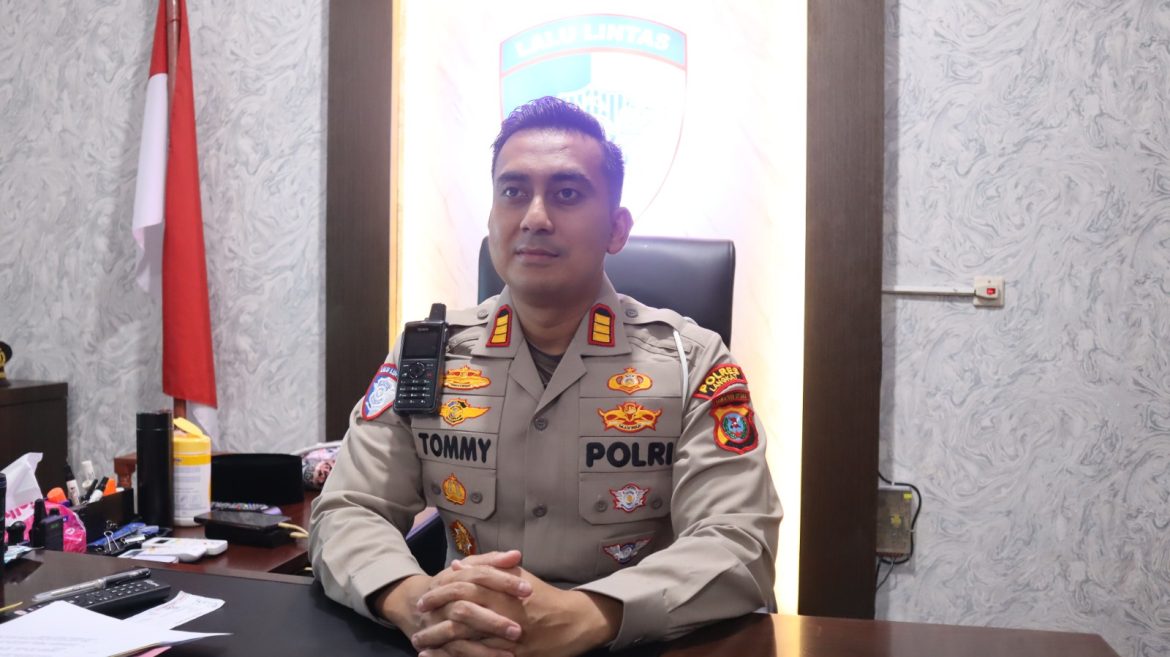 Polres Langkat Dukung Pembatasan Angkutan Barang Selama Nataru 2025–2026 demi Keselamatan Bersama