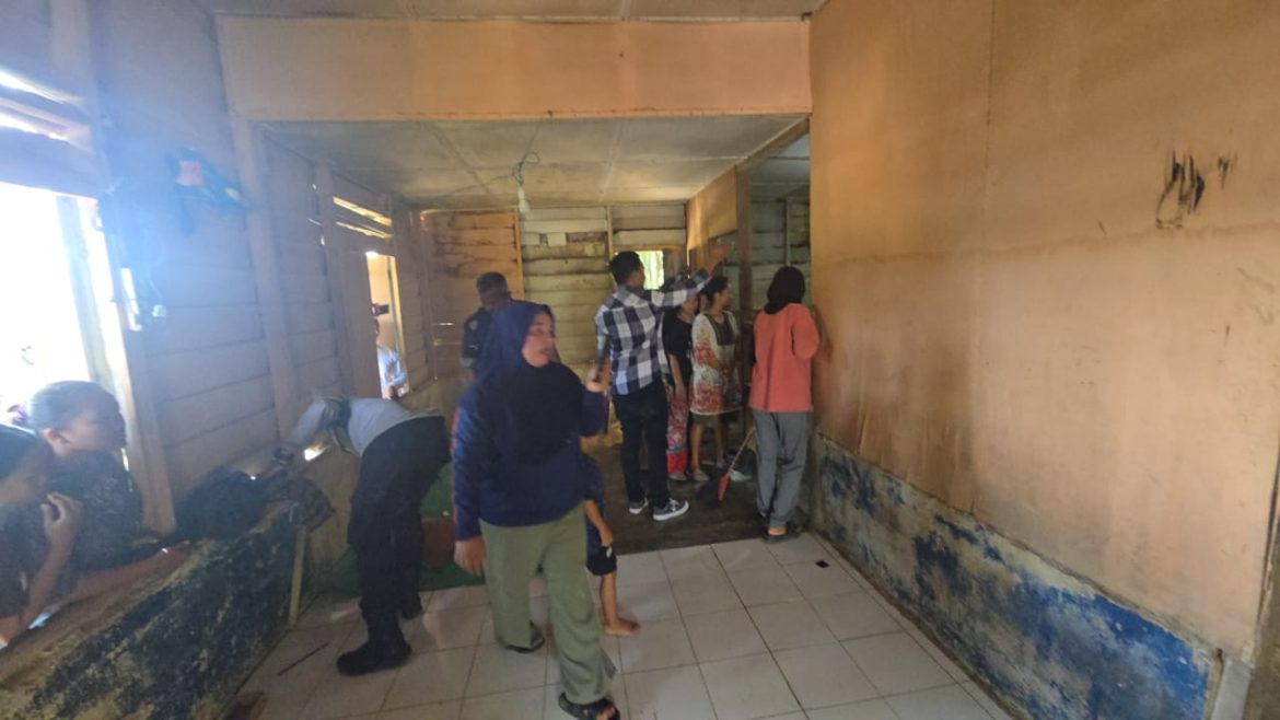 Sinergi Polisi dan Warga, Polsek Besitang Gerebek Sarang Narkoba di Desa Bukit Mas.