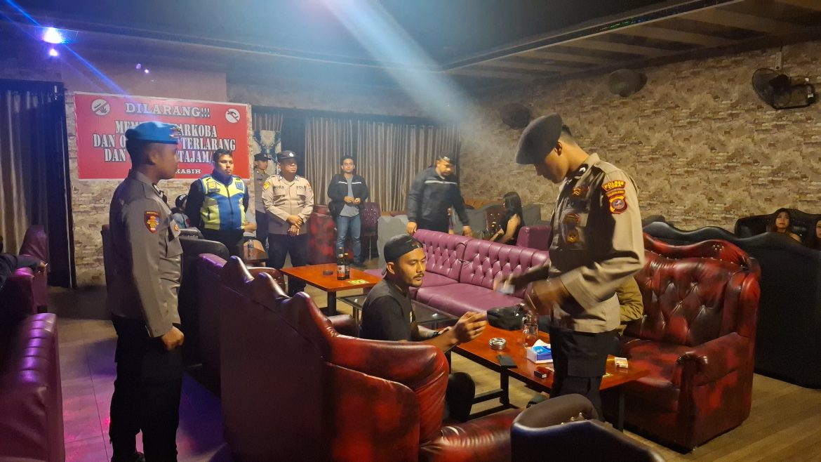 Ciptakan Akhir Pekan Aman dan Kondusif di Kabupaten Toba