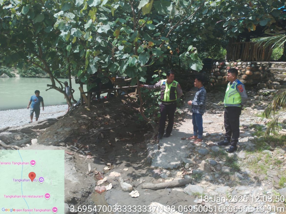 Sat Lantas Polres Langkat Intensifkan Patroli di Jalur Wisata Tangkahan, Jaga Kamseltibcar Lantas dan Kamtibmas.