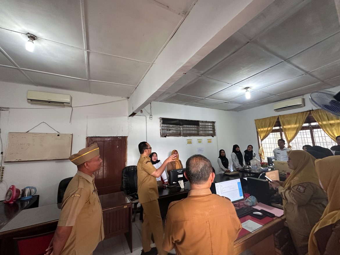 Wakil Wali Kota, Sidak Ke Kantor Disnakerkopumkm Kota Tanjungbalai