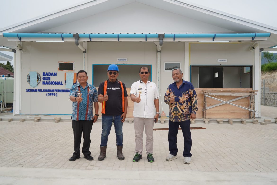 Wabup Toba Resmikan SPPG Pardamean Ajibata, Minta Relawan Serius dan Hati-Hati