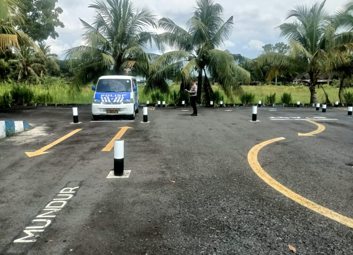 Polres Langkat Perkuat Pelayanan SIM dan Samsat Stabat, “Polantas Menyapa” Hadirkan Layanan Humanis dan Profesional.