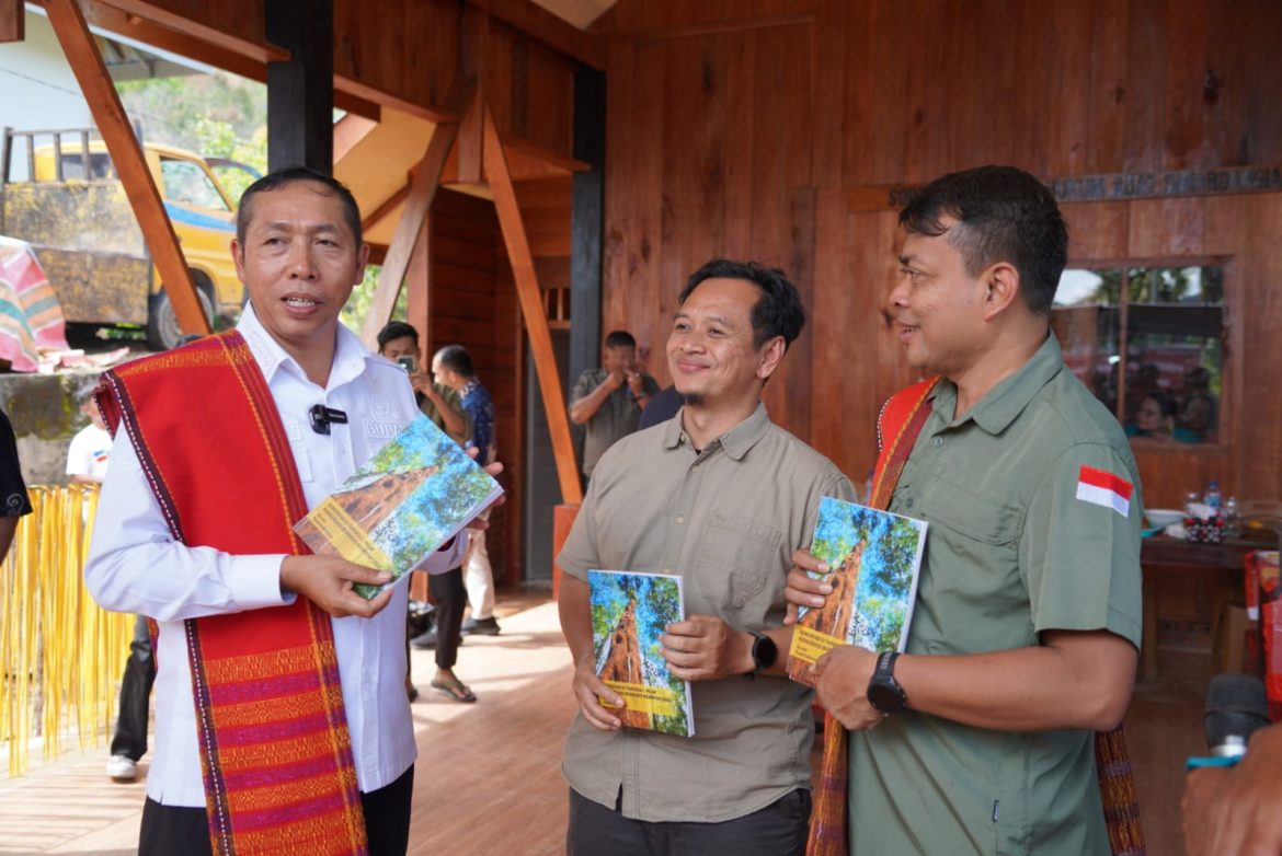 ‎Bupati Taput Resmikan Pusat Adat Simardangiang, Perkuat Identitas dan Hilirisasi Kemenyan