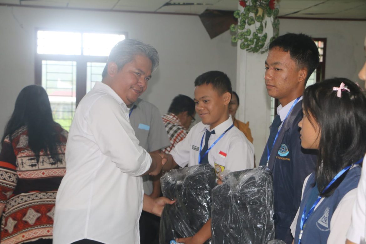 Pemkab Tapanuli Utara Targetkan Generasi Muda Mampu Bersaing Masuk Sekolah Unggulan.