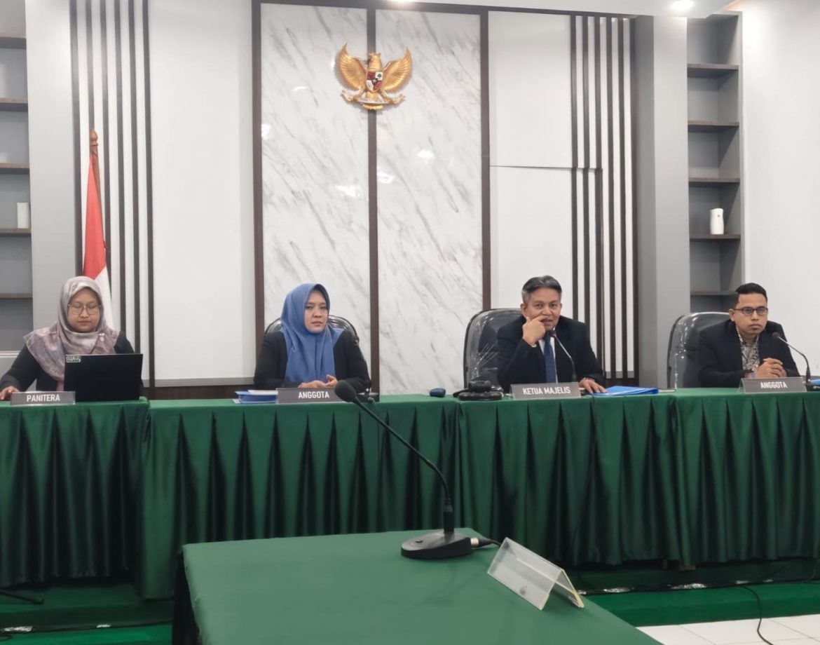 Sidang Perdana Sengketa Informasi Darlinsah vs Bank Nagari, Komisi Informasi Nyatakan Permohonan Memenuhi Syarat