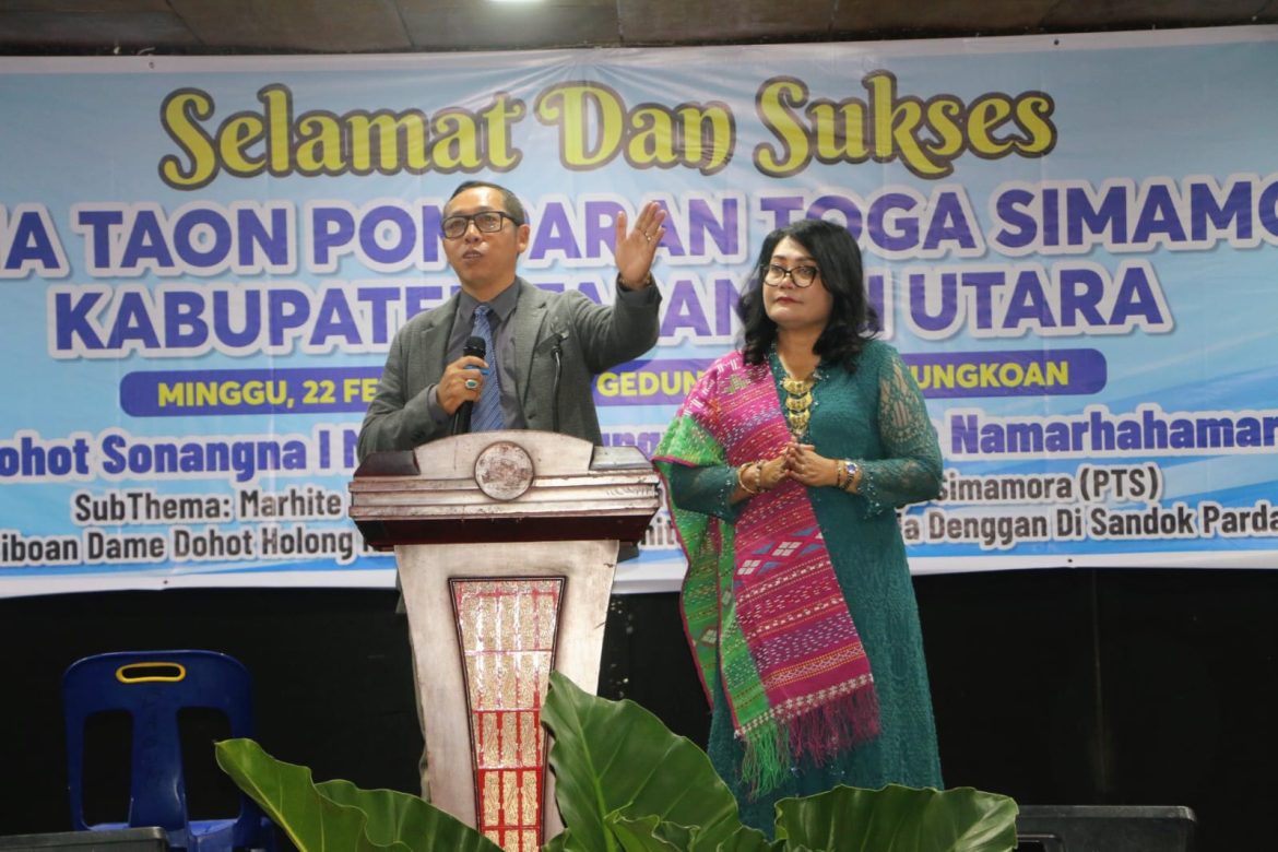 Hadiri Pesta Bona Taon PTS, Bupati Tapanuli Utara Harapkan Sinergitas Seluruh Elemen