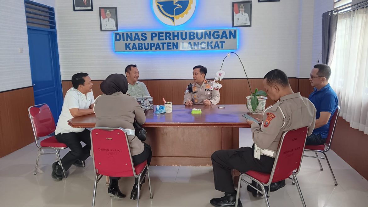 Sat Lantas Polres Langkat Perkuat Sinergi Stakeholder, Matangkan Kamseltibcarlantas Jelang Ops Ketupat Toba 2026.