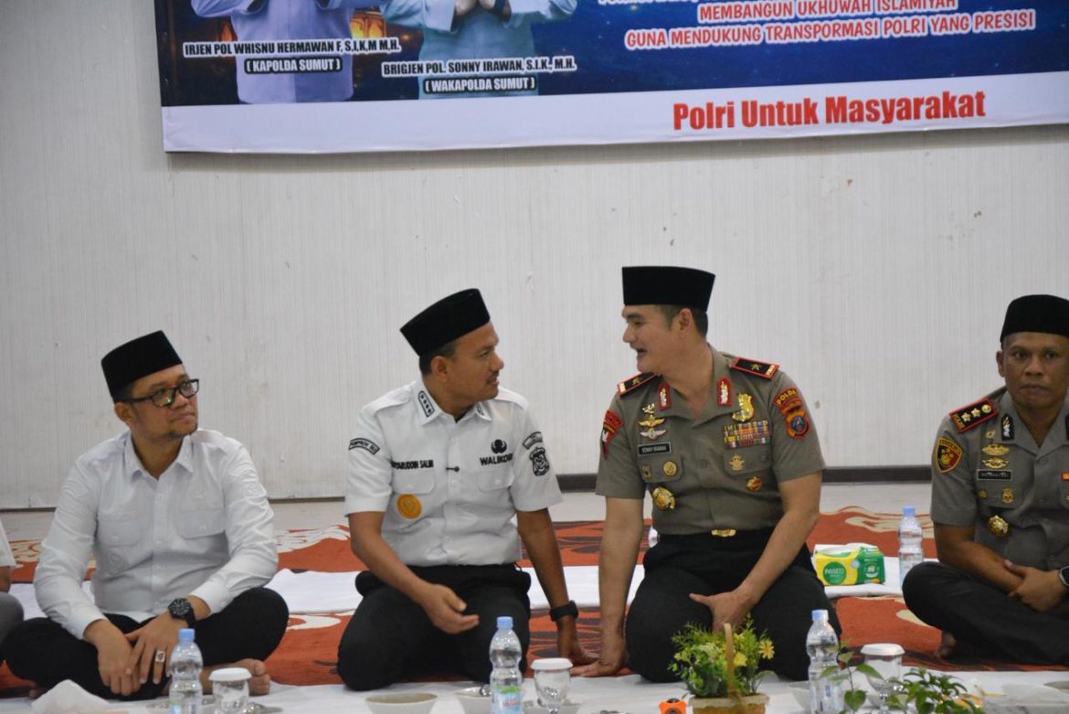 Perkuat Silaturahmi dan Ukhuwah Islamiyah Bersama Masyarakat, Wali Kota Tanjungbalai Sambut Safari Ramadhan Polda Sumut