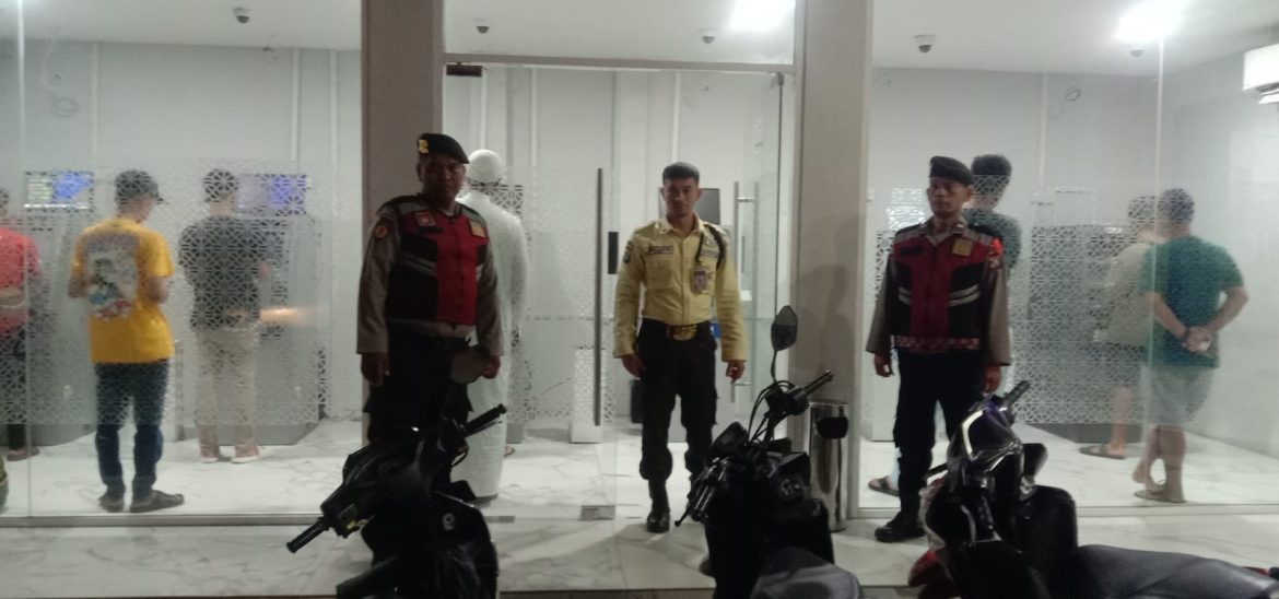 Patroli Blue Light Polres Langkat, Antisipasi Geng Motor hingga Kejahatan Jalanan.