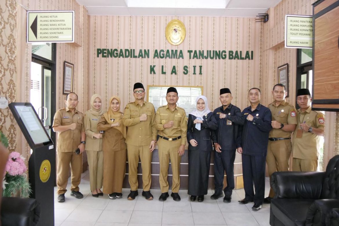 Wali Kota Tanjungbalai Kunjungi Kantor Pengadilan Agama Untuk Silaturahmi Idul Fitri
