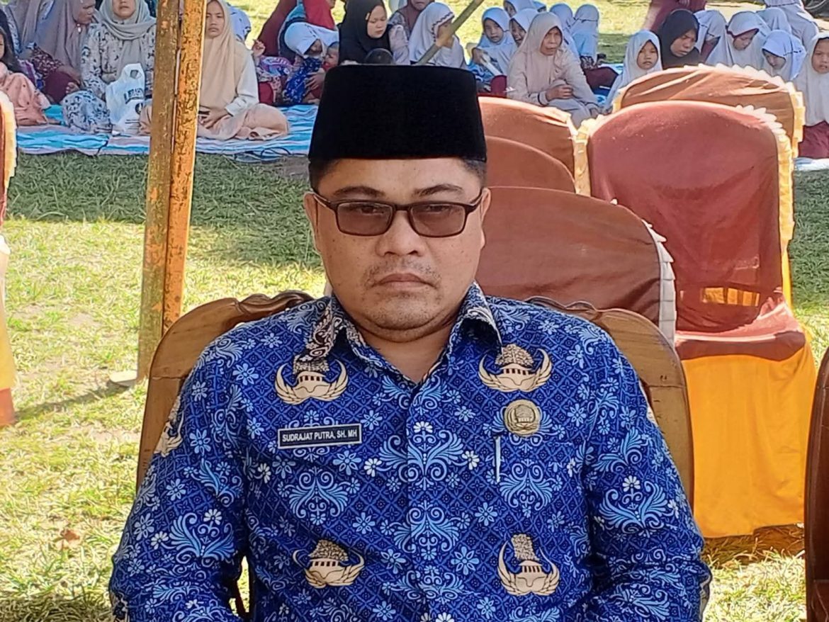 Camat Siabu Buka Suara: Hormati Aspirasi, Tegaskan Kesiapan Dievaluasi dan Perkuat Transparansi