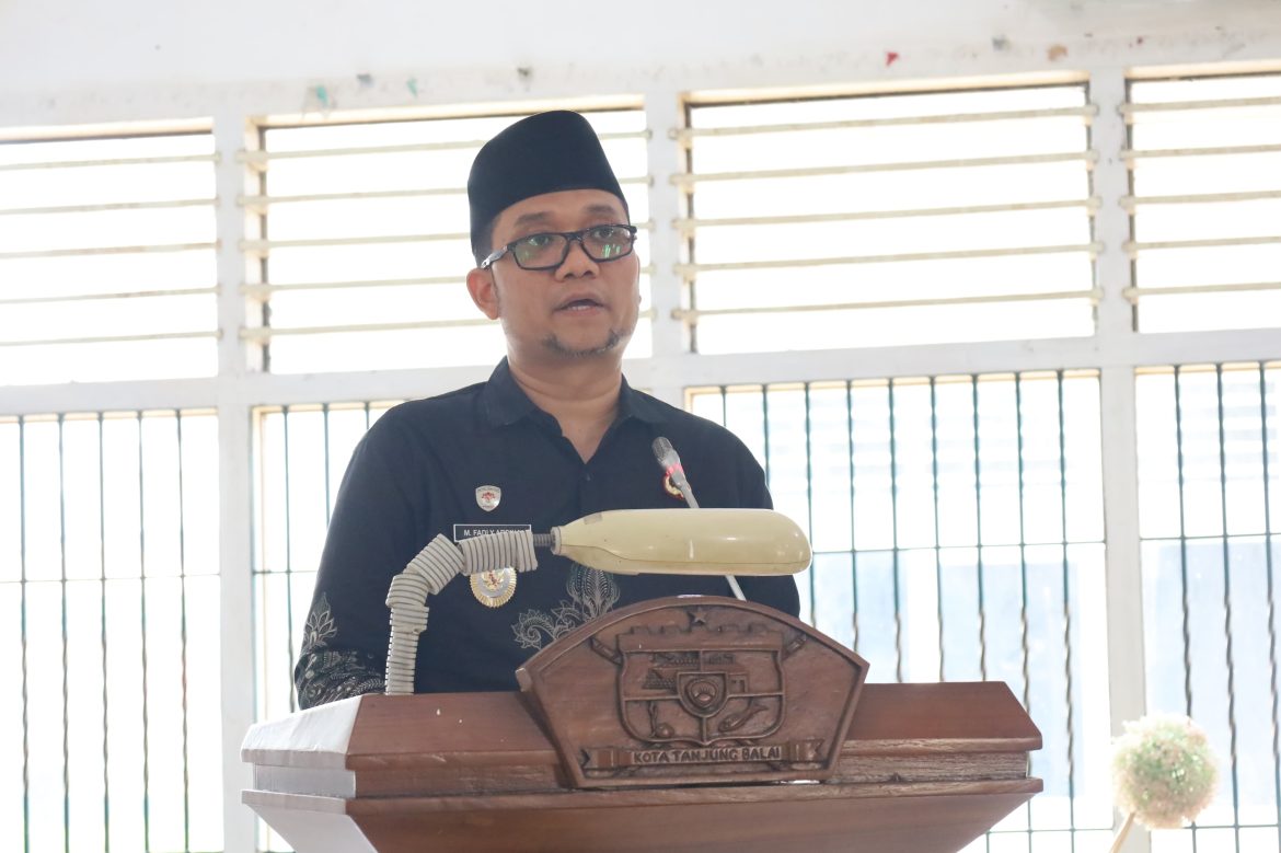 Persetujuan DPRD Terhadap Hibah Tanah Barang Milik Daerah Kepada Badan Karantina Indonesia, Wakil Wali Kota Tanjungbalai Hadiri Rapat