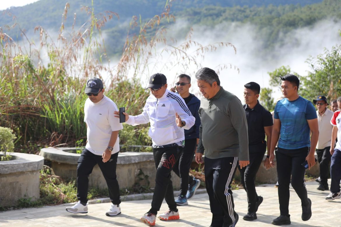 Pimpin Senam Bersama ASN, Bupati Taput Tekankan disiplin ASN dan Optimalisasi Aset