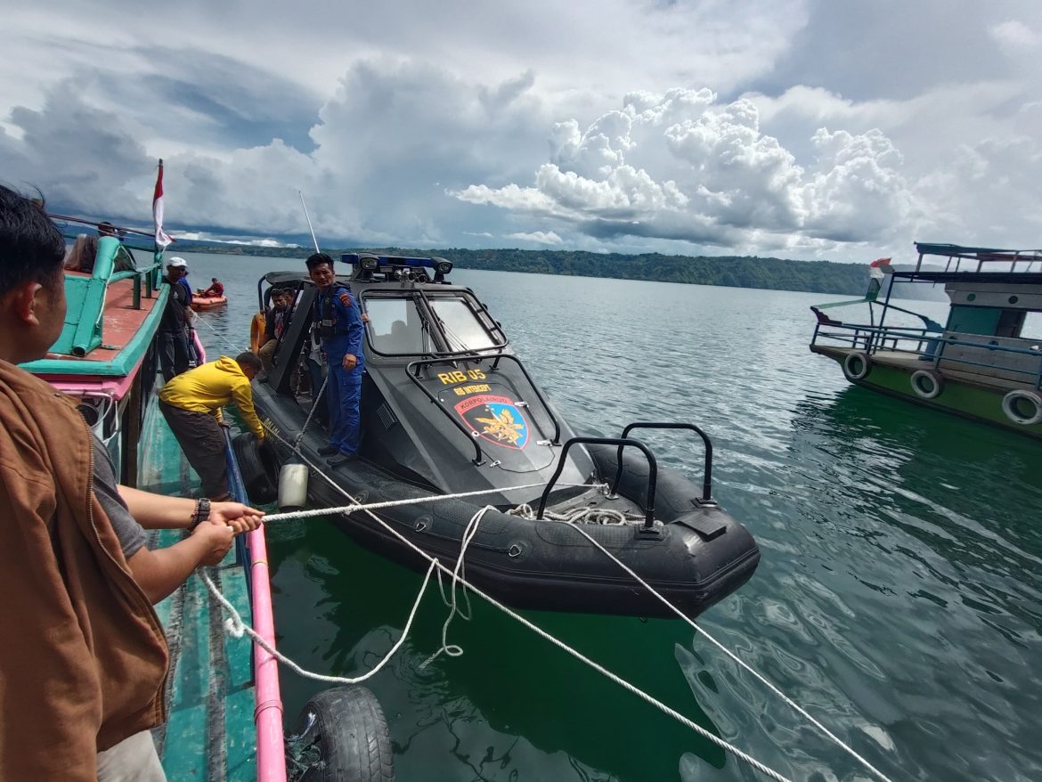 Hari Kedua Pencarian Mahasiswa Tenggelam di Air Terjun Situmurun Belum Ditemukan