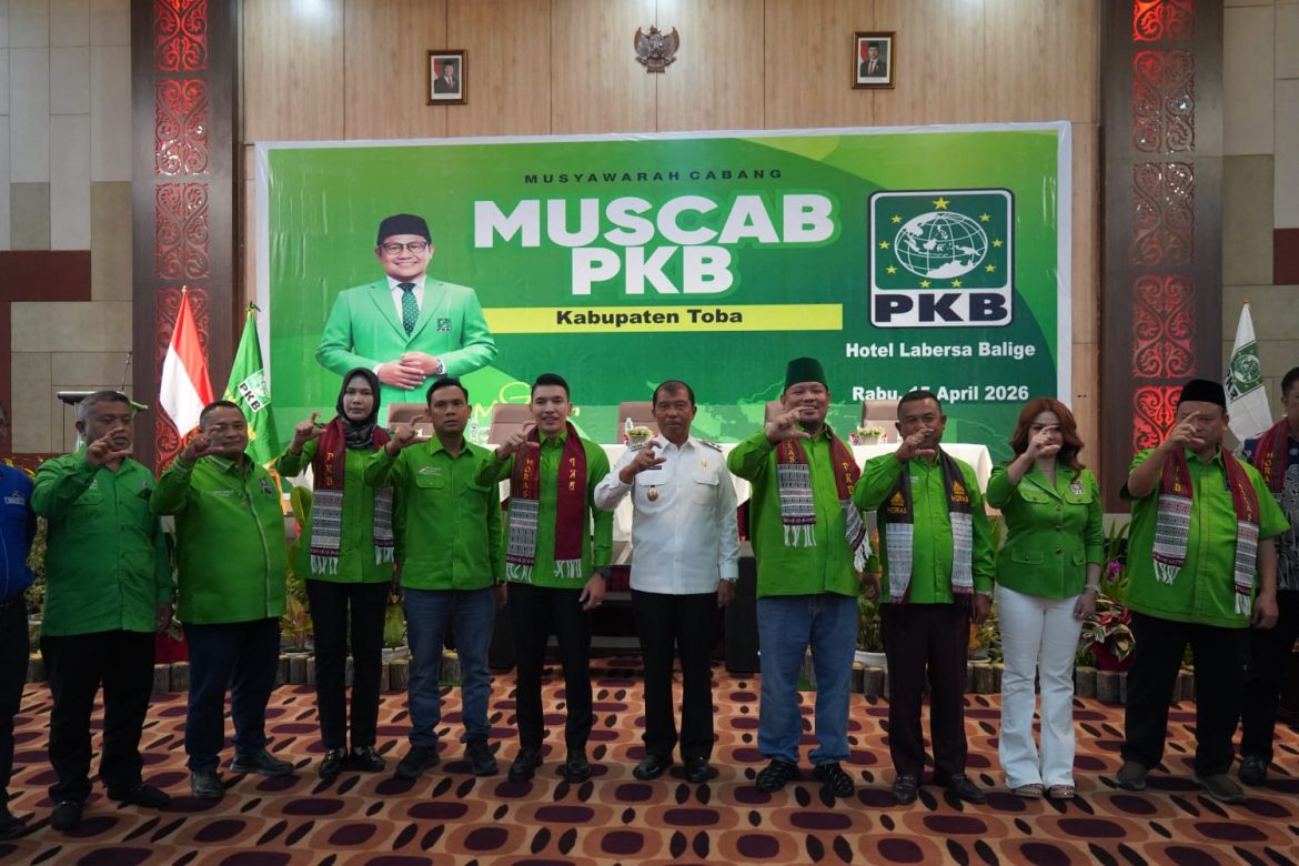 Wabup Toba Ajak Seluruh Kader DPC PKB Toba Berpolitik Santun