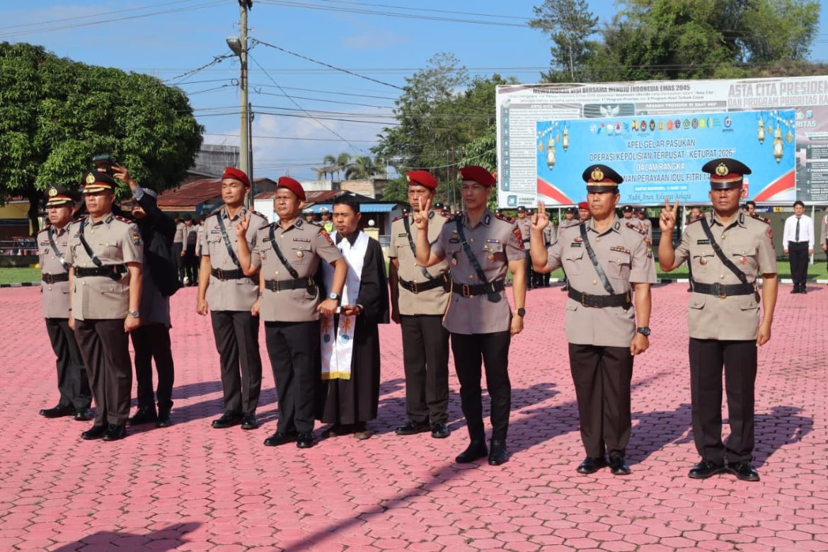 Kapolres Toba Pimpin Sertijab Wakapolres, Kasat Reskrim, Kasat Narkoba, Kapolsek Lumban Julu dan Pelantikan Kasikum