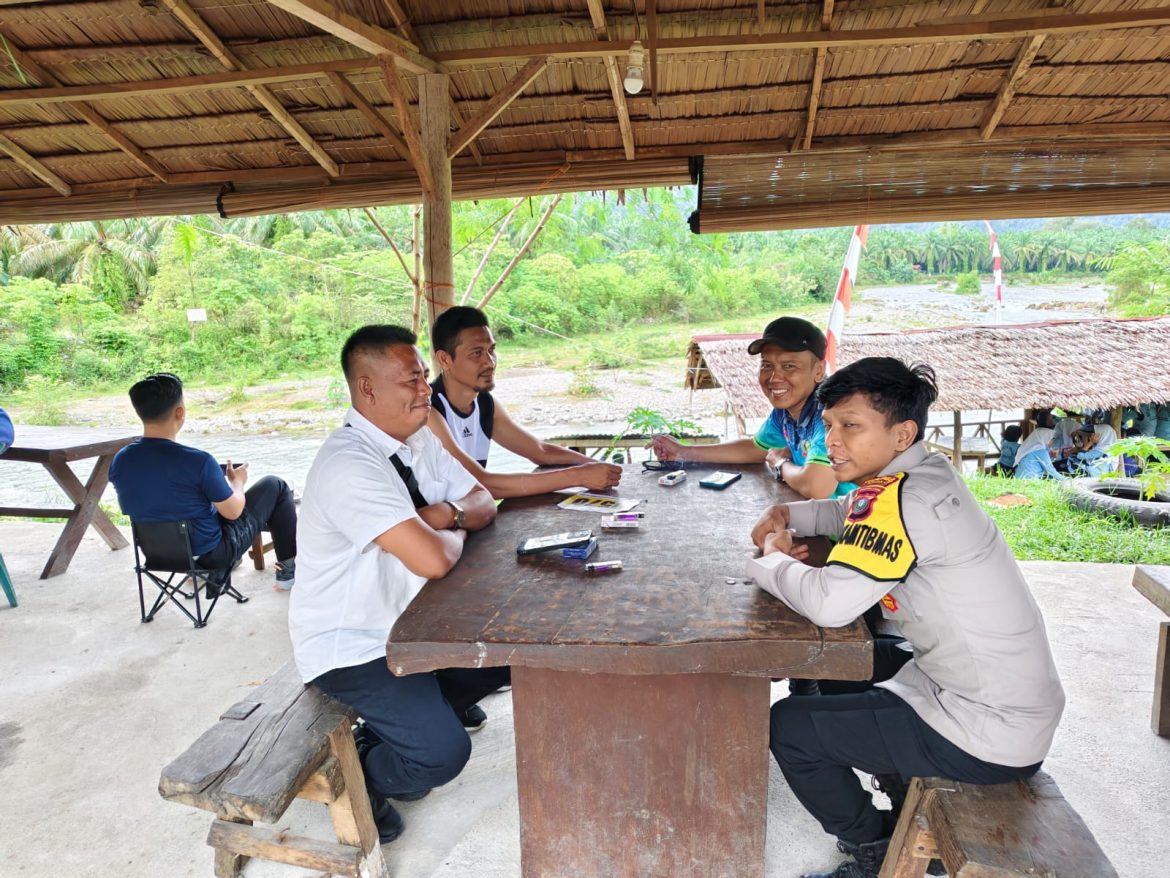 Bhabinkamtibmas Polsek Bahorok Sambangi Warga, Ajak Jaga Kamtibmas dan Cegah Bahaya Narkoba.