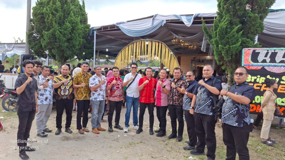 Rombongan Dit Intelkam Polda Sumut Hadiri Pernikahan Briptu Samuel Deopin Saragih dan Efri Elsridayani Purba