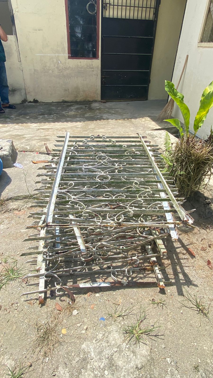 Polsek Hinai Bekuk Dua Terduga Pelaku Pencurian Jerjak Besi dan Pintu Rumah.