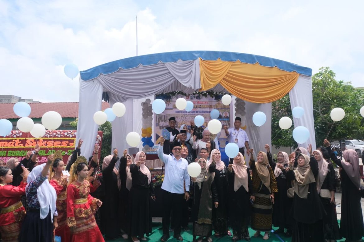 Plh Wali Kota Tanjungbalai : Hadiri Gallery Seni Budaya, Jadikan Ajang Kreatifitas Seni Siswa