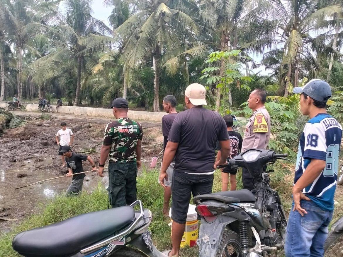 Bhabinkamtibmas Polsek Secanggang Sambangi Warga Desa dan Sampaikan Pesan Kamtibmas.