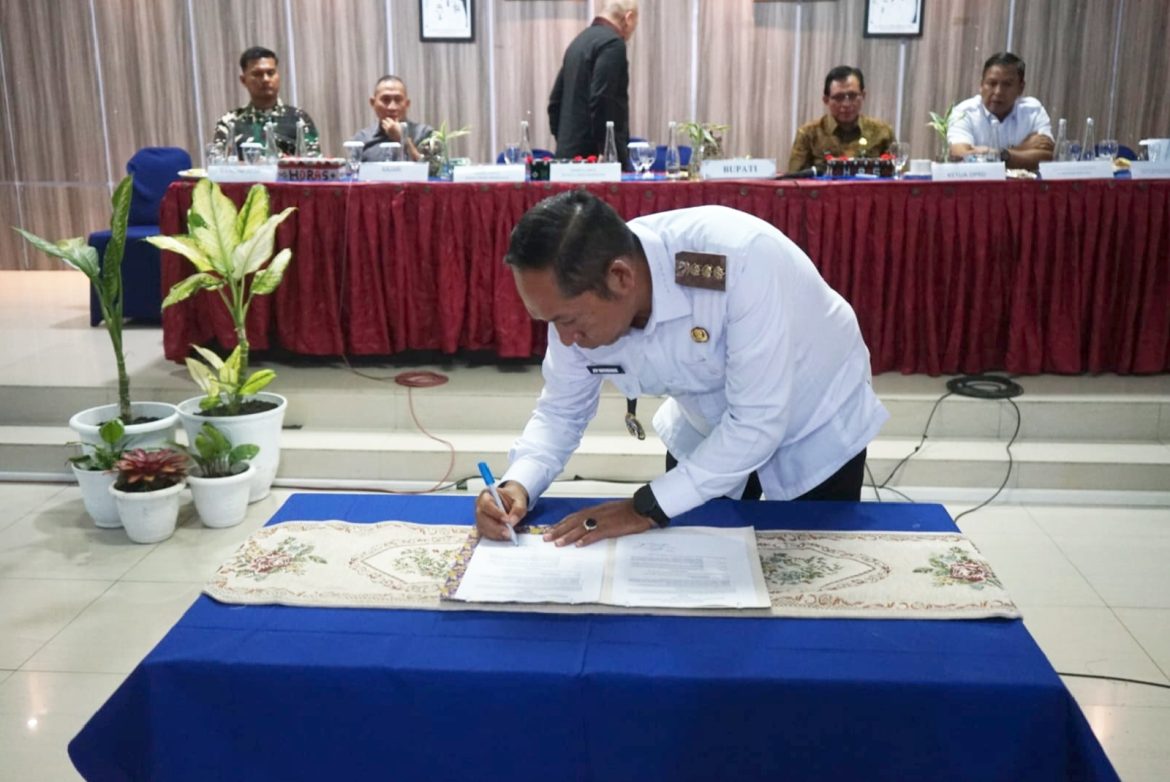 Bupati Tapanuli Utara Pimpin FGD, targetkan Perencanaan Pembangunan Daerah yang Terintegrasi dan Komprehensif. 