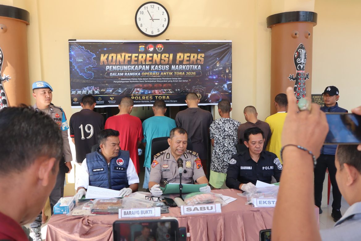 Operasi Antik Toba 2026, “Polres Toba Ungkap 8 Kasus Narkoba, Sita 289 Butir Ekstasi dan 3,79 Gram Sabu”.