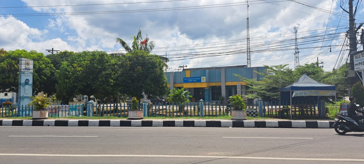 Warga Keluhkan Listrik Padam Belasan Jam, Aktivitas Terganggu