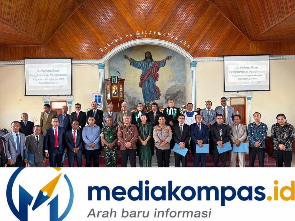 Pemkab Taput Hadiri Ibadah Minggu II Dung Trinitatis dan Pelantikan Pengurus Yayasan Anugerah HKI Tarutung Kota