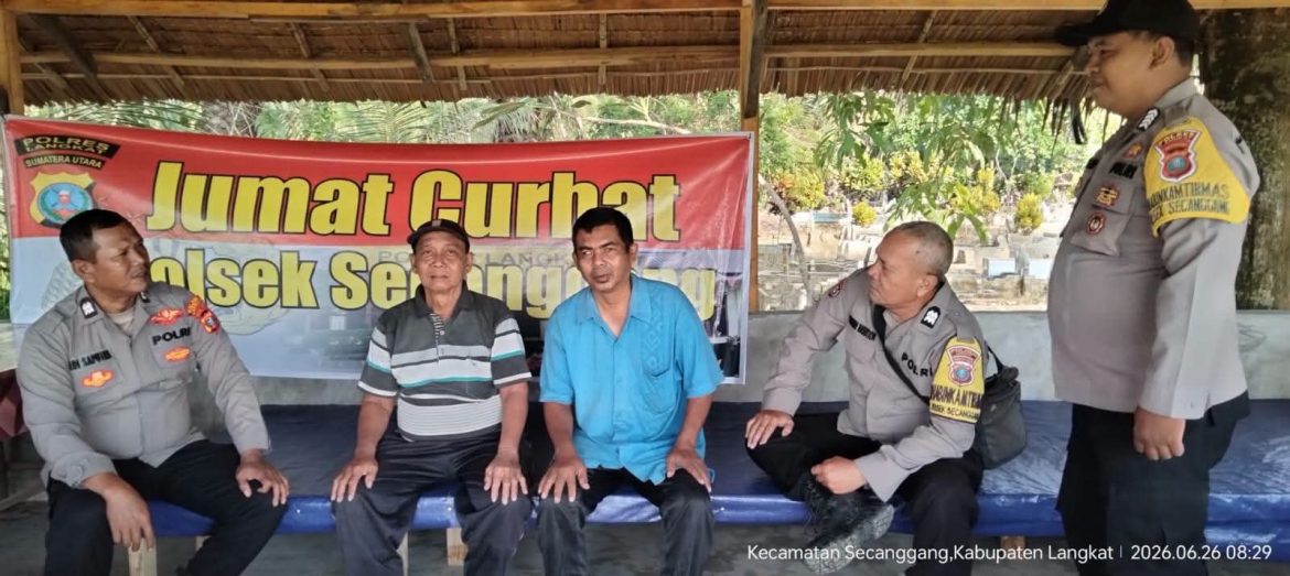 Personil Polsek Secanggang Laksanakan Jum’at Curhat Bersama Masyarakat Untuk Perkuat Kantibmas.