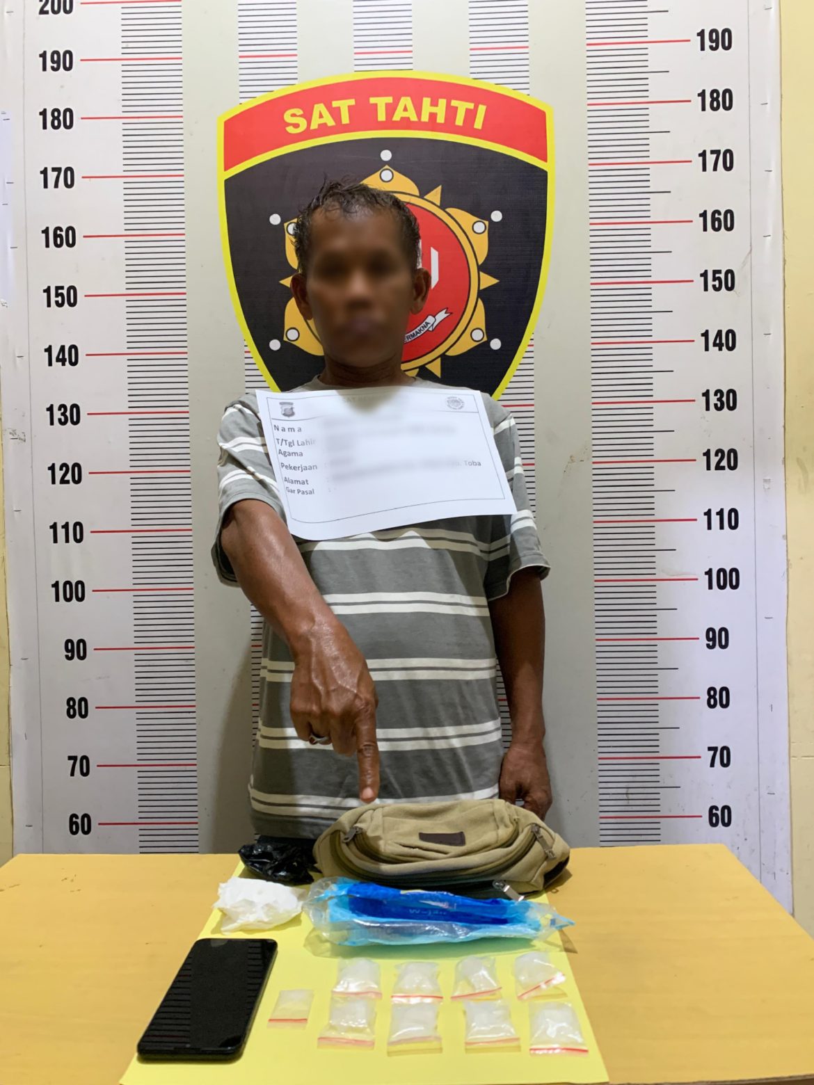 Tak Berkutik, Pengedar Sabu Ditangkap di Pinggir Jalan, Sat Res Narkoba Polres Toba Sita 40,94 Gram Barang Bukti