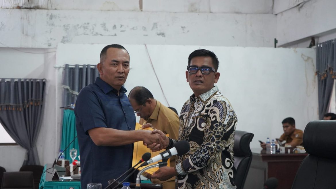 Paripurna DPRD Hasil Pelaksanaan Reses II Kabupaten Toba Dilaksanakan 