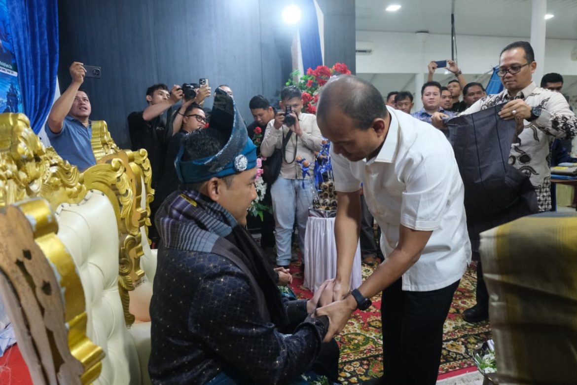 Danlanal TBA Letkol Laut (P) Sigit Ryanto, Pemko Tanjungbalai Gelar Upah-upah dan Tepung Tawar