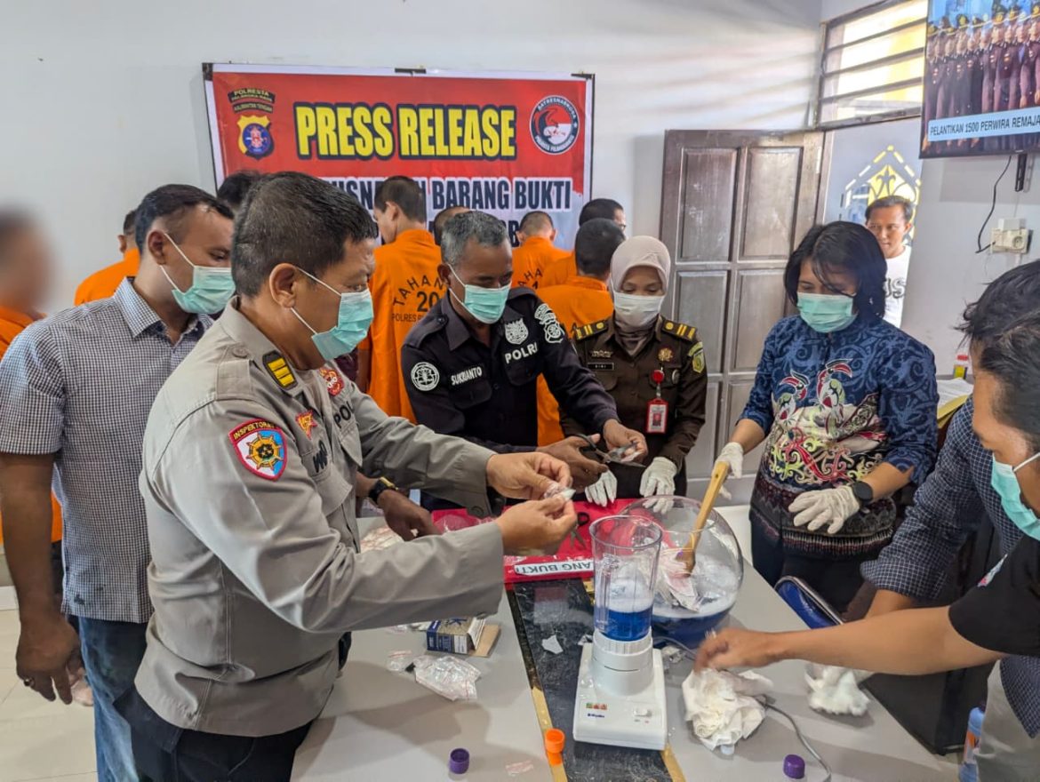 Satresnarkoba Polresta Palangka Raya Musnahkan 116,94 Gram Sabu dan 1.600 Butir Obat Terlarang