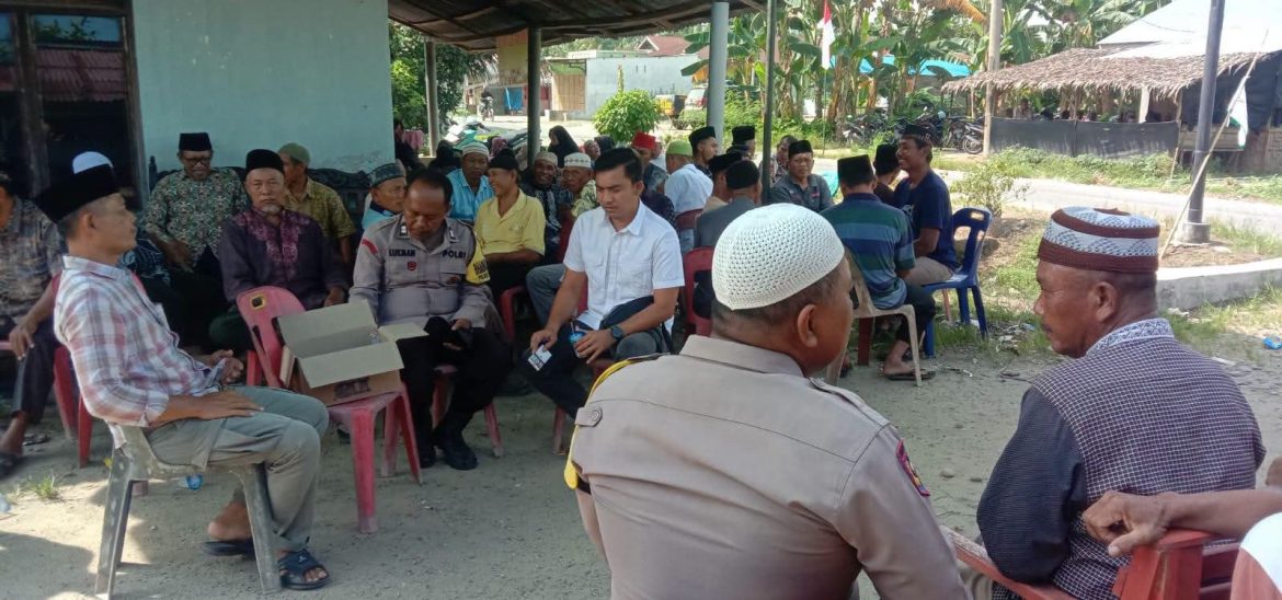 Kapolsek Secanggang Bersama Personel Melayat Kerumah Duka Kakak Kandung Personel Polsek Secanggang.