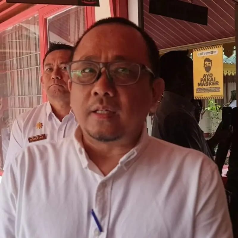 Badai Belum Reda, Kadis Pendidikan Langkat Ilhamsyah Bangun Mendadak MundurKepala Dinas Pendidikan Langkat Ajukan Pengunduran Diri di Tengah Dinamika Pemerintahan Pascaoperasi KPK.