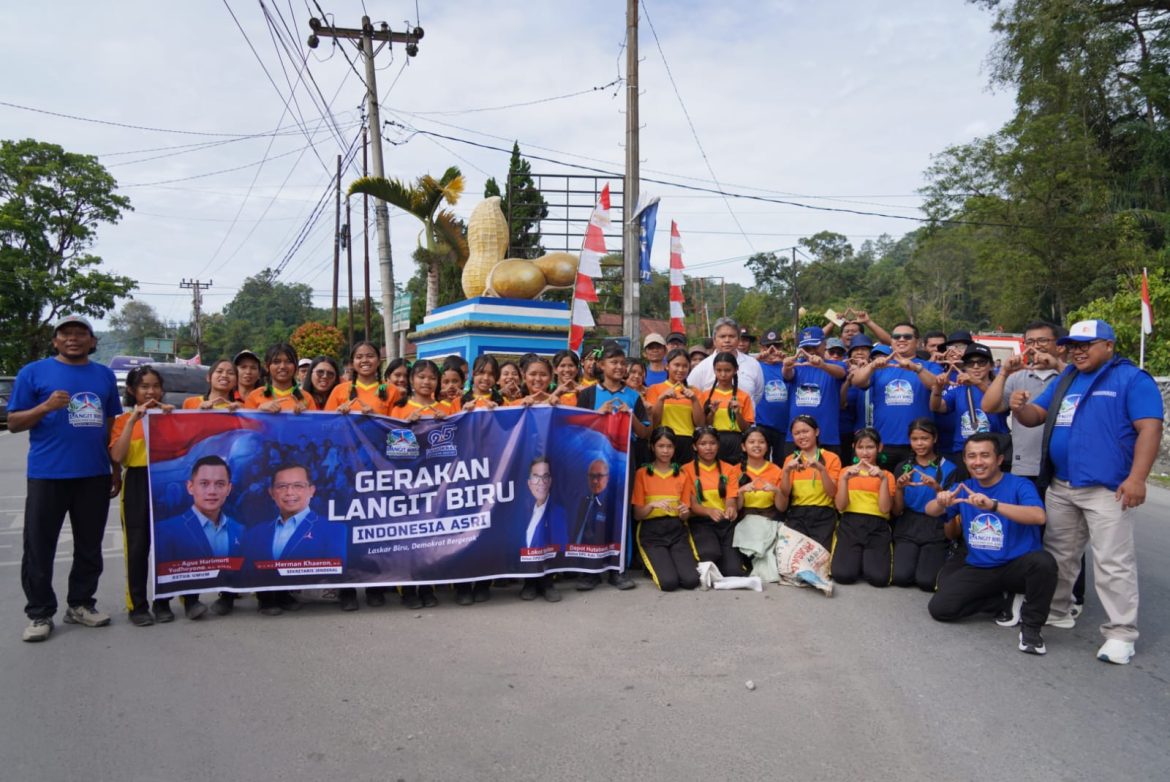 Sinergi Jaga Kelestarian Alam, Pemkab Tapanuli Utara Bersama DPC Partai Demokrat Gelar Gotong Royong dan Penanaman Pohon di Tarutung