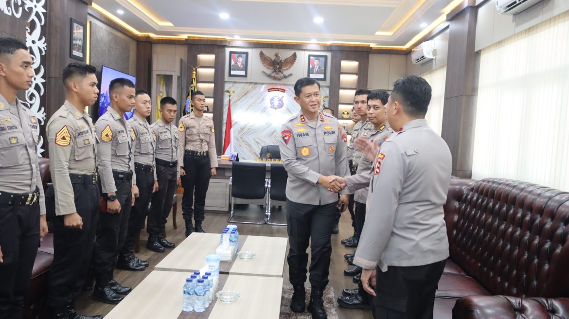 Silaturahmi Bersama Taruna Akpol, Kapolda Kalteng: Beri Manfaat Nyata dan Inspiratif Bagi Siswa di Sekolah Rakyat