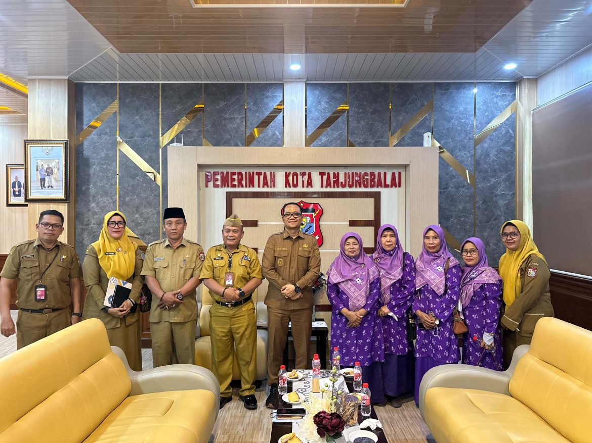 Wakil Wali Kota Tanjungbalai Terima Audiensi PD Wanita Islam 