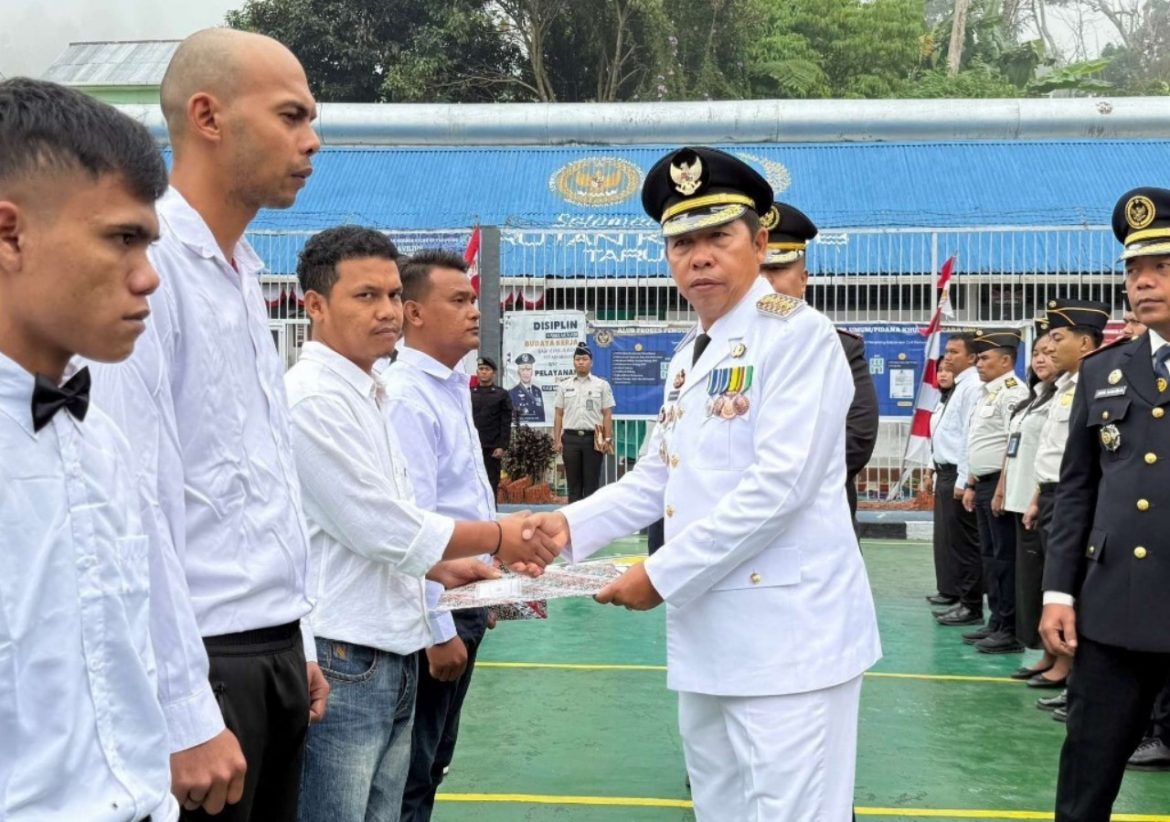 HUT ke-81 RI di Taput: Bupati JTP Hutabarat Serahkan Remisi untuk 654 Warga Binaan, 23 Langsung Bebas